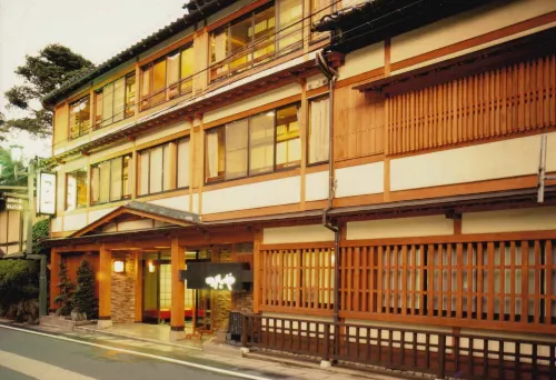 Tsutaya Ryokan - Hot Tub