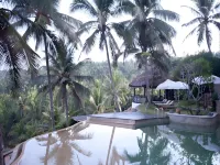 Niraamaya Wellness Retreats, Surya Samudra, Kovalam - Rooftop Pools