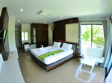 รูปภาพของTon Sai Tropical Phi Phi Island