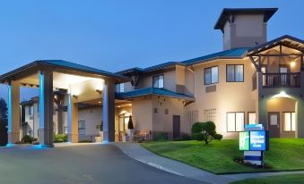 Holiday Inn Express & Suites Arcata/Eureka-Airport Area