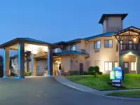 Holiday Inn Express & Suites Arcata/Eureka-Airport Area Hotels near Redwood National and State Parks