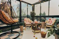 Rezidentsiya Severny Sad Hotel Hotels in Prionezhsky District