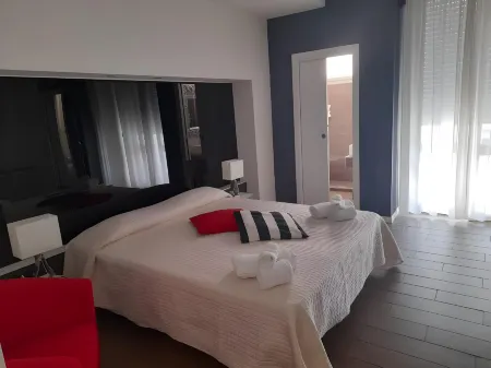 Hotel Royal Plaza Отели в г. Римини