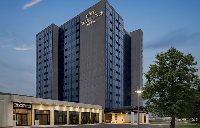 DoubleTree by Hilton Pointe Claire Montreal Airport West