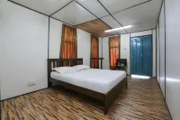 Cerana Villa Eco Resort Hotels in Kemumin