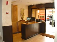 Hostal Avenida Barajas - Pensions