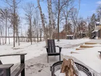 New Cozy 2BR 2Bath Waterfront Cabin! Firepit, Porch, Games, Stunning Sunset
