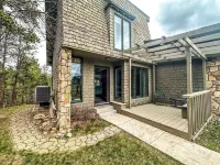 New! Hilltop House in the Canyon