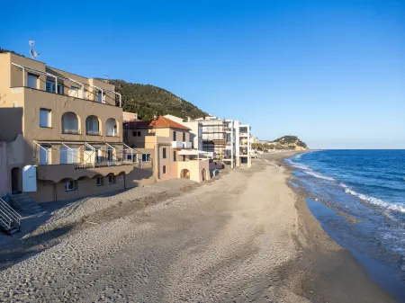 Villa Liliana Отели рядом с достопримечательностью «PORT OF FINALE»