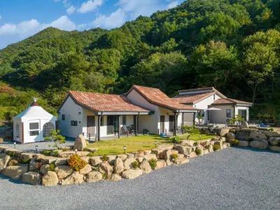 Danyang Laonsol Pension Hotels near Guinsa Temple