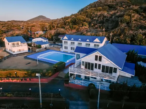 Hotel Kailani Hotels in Oshima