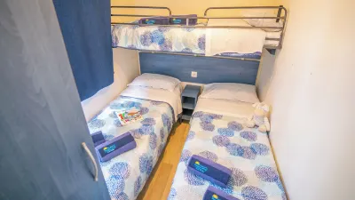 Happy Camp Mobile Homes in Camping Golden Sunset