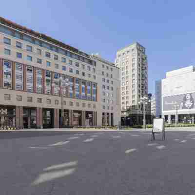San Babila Duomo View with Shared Rooftop Terrace Hotel Exterior