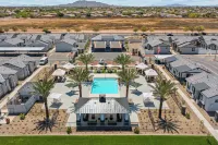 Breezy Modern House in Casa Grande with Pool,BBQ - Pools
