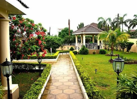 Acacia Lodge, North Legon