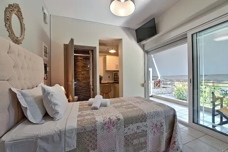 Alexia's Apartments Отели в г. Nafpaktos