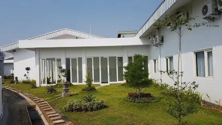 Choice City Hotel Отели в г. Bubutan