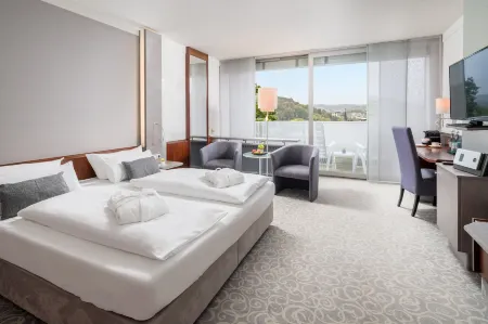 Hotel Frankenland Отели рядом с достопримечательностью «Museums Schloss Aschach»