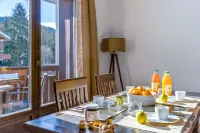 Lagrange Vacances les Fermes Emiguy Hotels in Les Gets