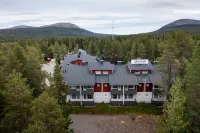 Lapland Hotels Äkäshotelli Отели рядом с достопримечательностью «Snow Fun Safaris Lapland»