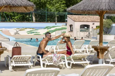 Camping Abri de Camargue Hotels near Le Phare de l'Espiguette