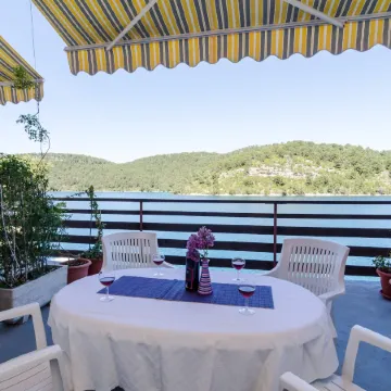 Apartments Matana Chano