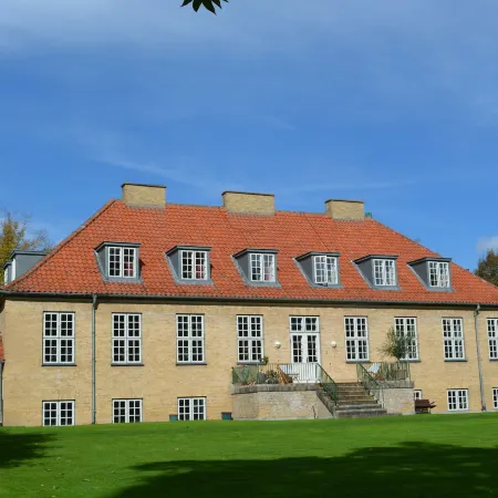 Gem Suites Holiday Apartments