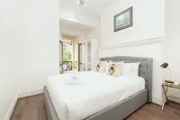 Stunning Sydney Home 7 - Wifi