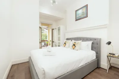 Stunning Sydney Home 7 Hotels near Millers Point