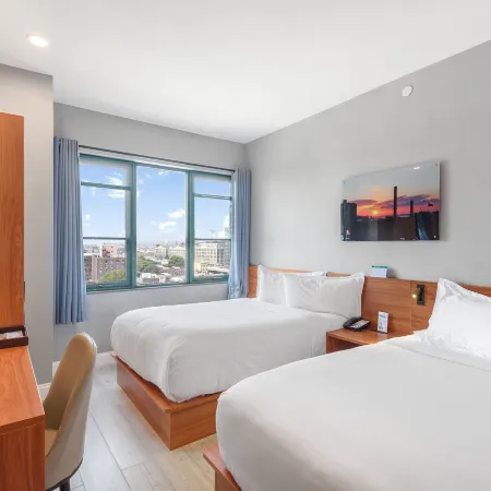 Liberty View Brooklyn Hotel Отели рядом с достопримечательностью «Союз Холл»