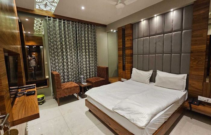 Hotel Pushpa Inn