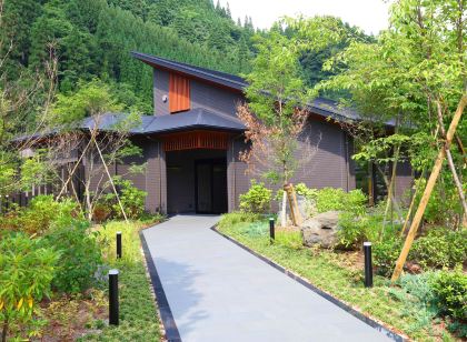 奥八女別邸やべのもり