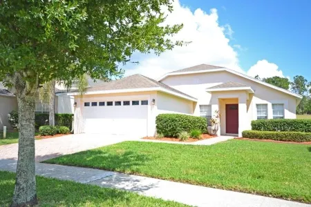 Murphy's Mansion 4 Bedroom Home by Redawning Отели рядом с достопримечательностью «Хайлендс Резерв Голф Клаб»