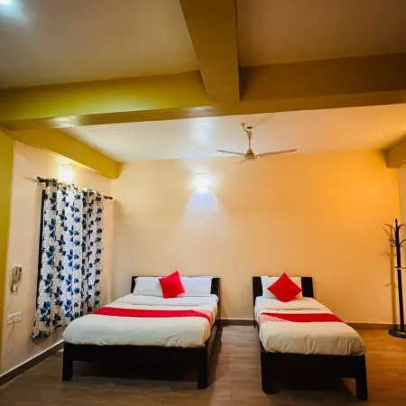 Hotel August International