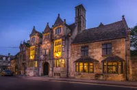The Talbot Hotel, Oundle , Near Peterborough - Bar