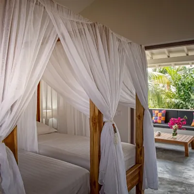 Windhoek Resort Bonaire Hotels near Angel City (44)