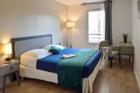 Domitys les Rives du Cher Hotels in Huriel