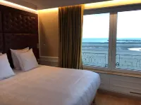 Hôtel Merveilleux Côté Mer Hotels in Dünkirchen
