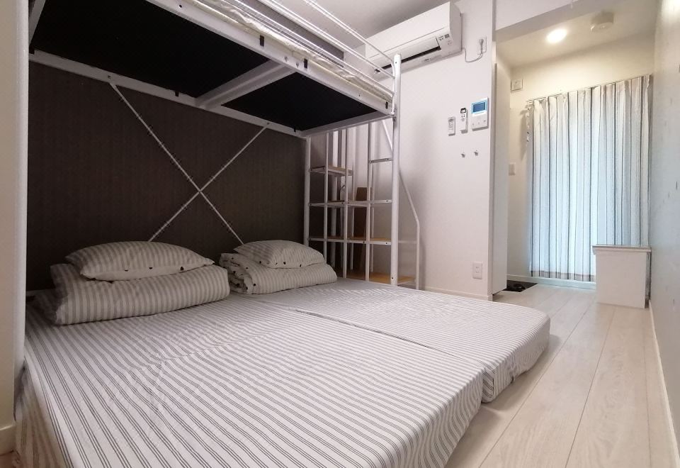 Kameido House - Housity