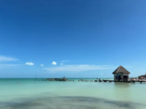 拉迪奧薩卡里海濱酒店