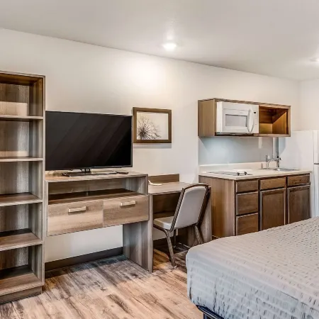 WoodSpring Suites West des Moines