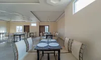 Treebo Raj Palace Hotels in Sehmalpur