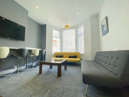 Chelsea Suite Sasco Apartments - Kitchens