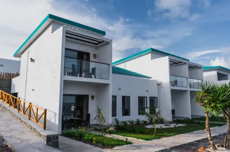 Le Marin Rodrigues Island