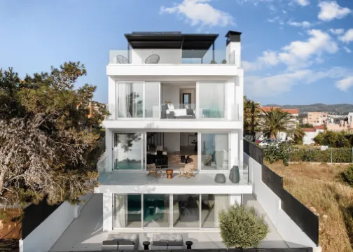 Black Stone Villa