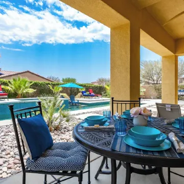 Luxurious 5Br Resort Style Home w Pool & Spa