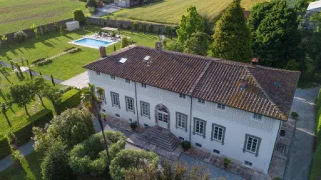 Villa Hugo in Lucca with 5 Bedrooms and 6 Bathrooms