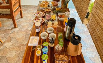 Raroguis Pousada e Café