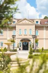 Bononia Estate Winery & Resort Hotels in 