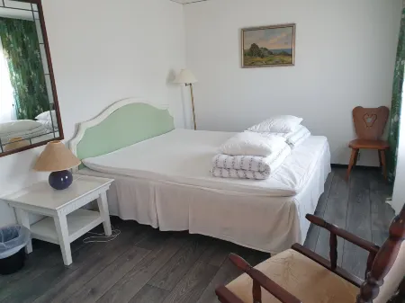 Rum på Österlen Отели в г. Simrishamn V